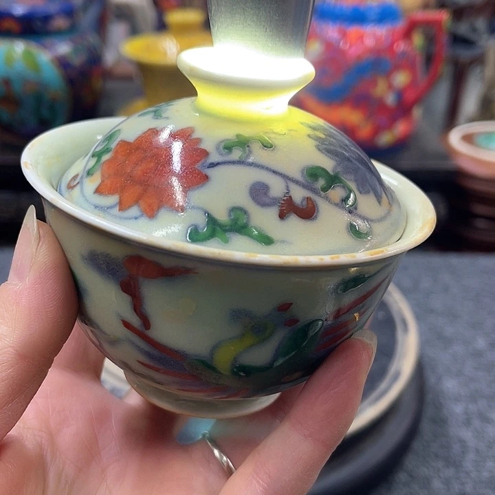 瓷片摆件创意设计风格