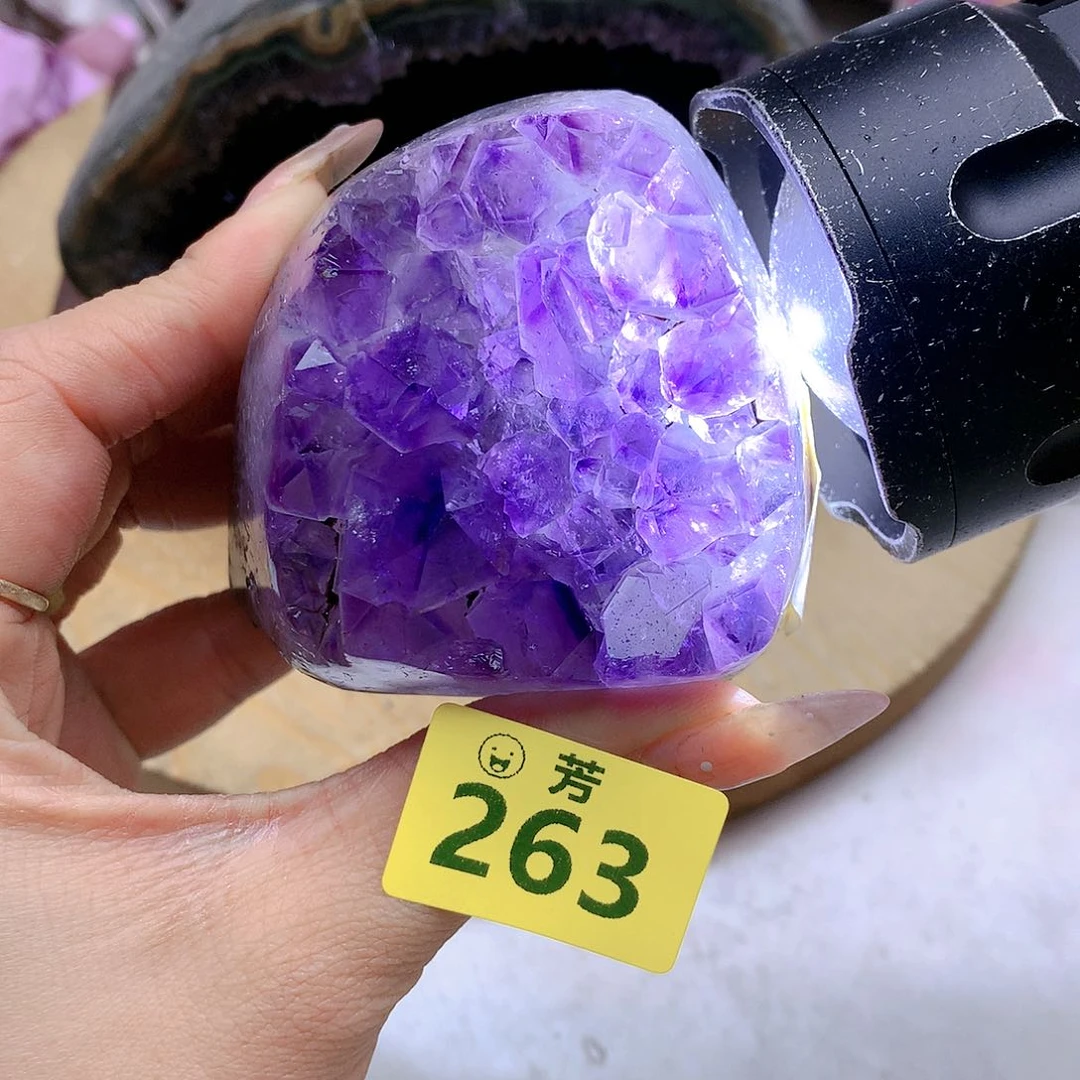 紫晶大型摆件（非配饰）未镶嵌