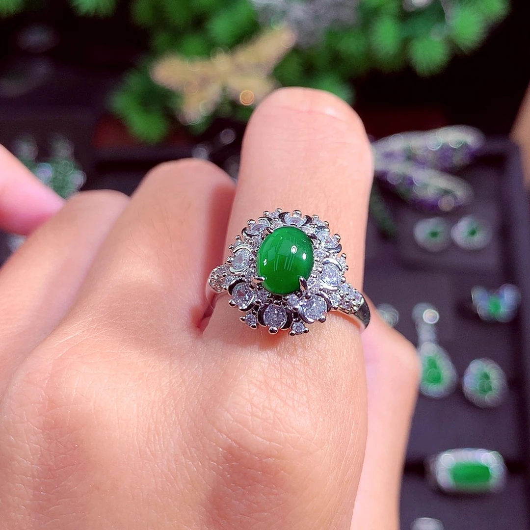 颈饰未镶嵌翡翠天然