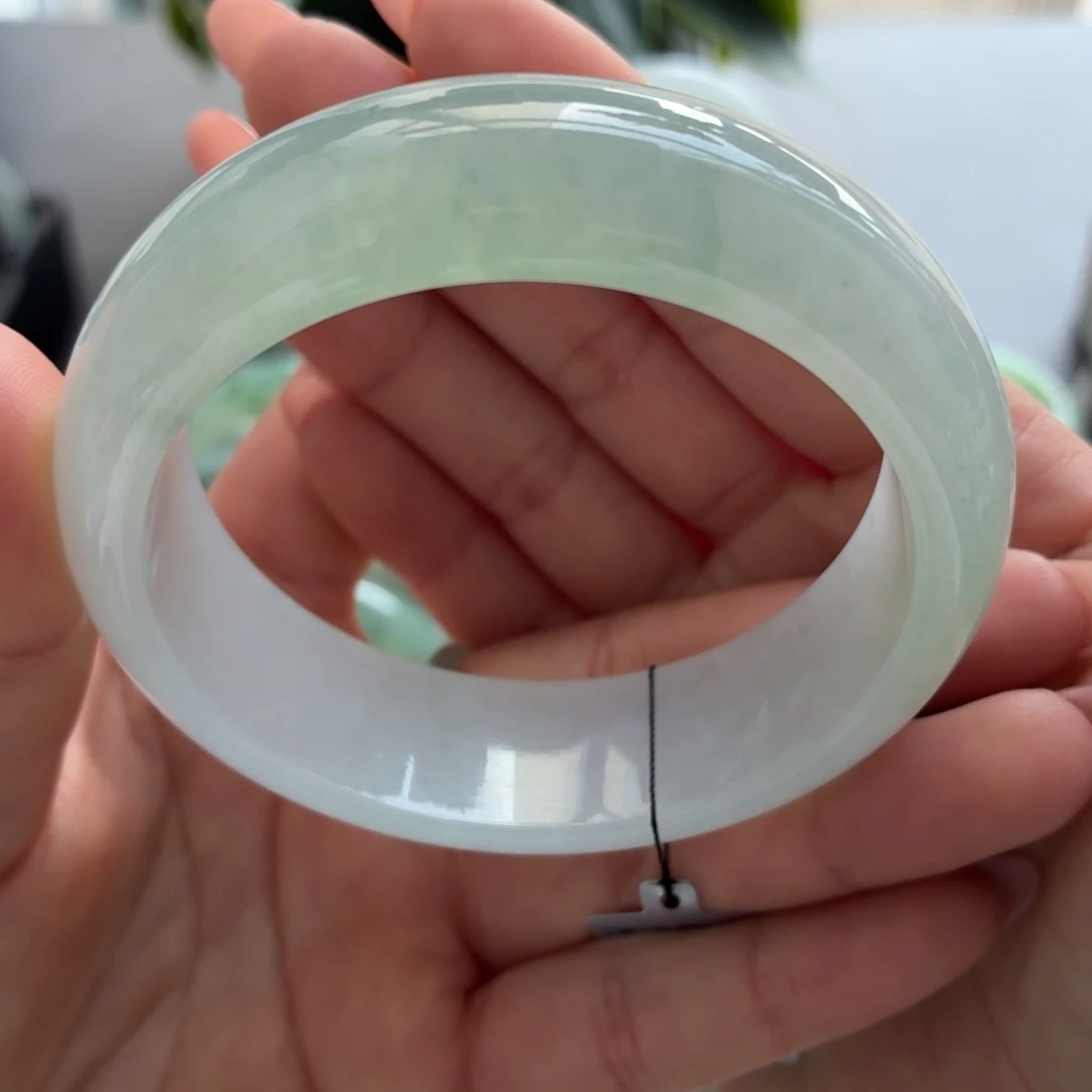 翡翠未镶嵌手镯天然