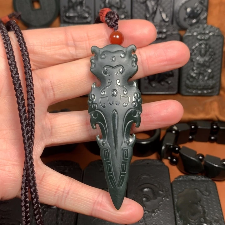 和田玉（青玉）颈饰未镶嵌