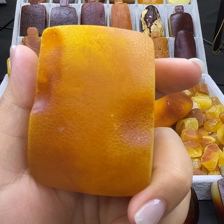 定制蜜蜡未镶嵌4858998888