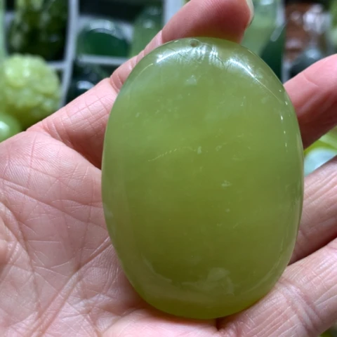 蛇纹石玉未镶嵌手把件