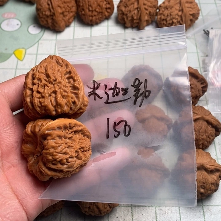 米***勒文玩核桃把件核桃