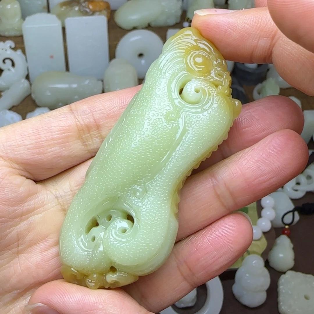 和田玉未镶嵌挂件