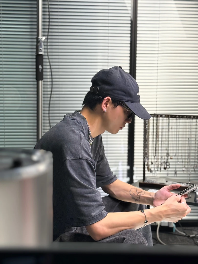 半手工十字架图案手连围巾