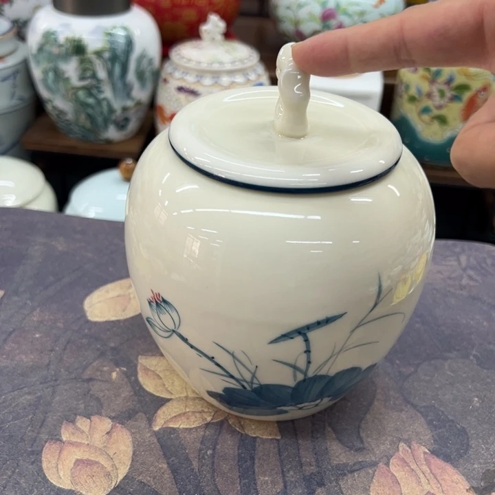 高端陶瓷茶叶密封罐