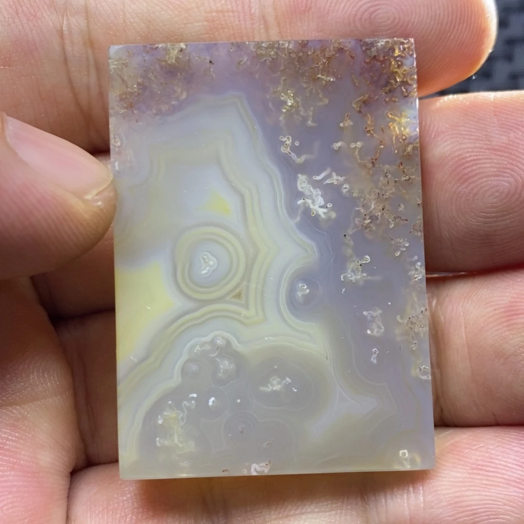 好***玛瑙/玉髓未镶嵌颈饰