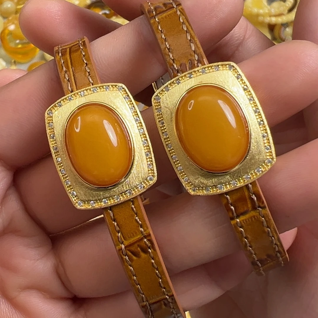 蜜蜡未镶嵌裸石多样性发一个