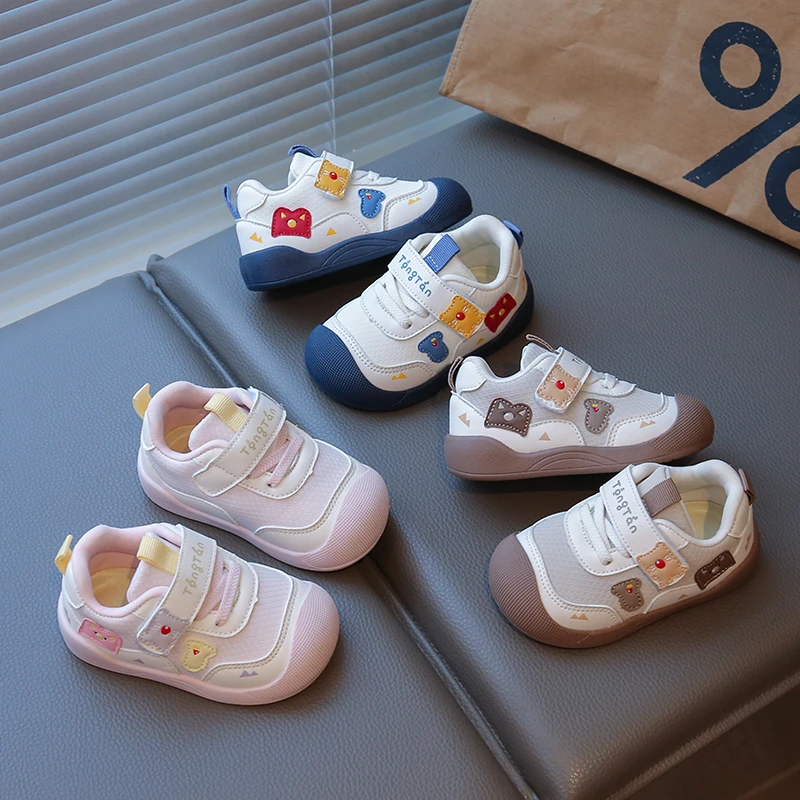 宝宝潮款学步鞋2025秋季新款婴幼儿软底防滑轻便透气可爱风机能鞋