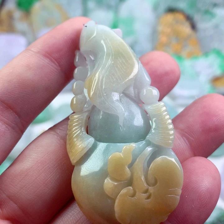 吊坠(不含链)未镶嵌翡翠