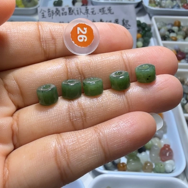 和田玉未镶嵌珠宝奇石