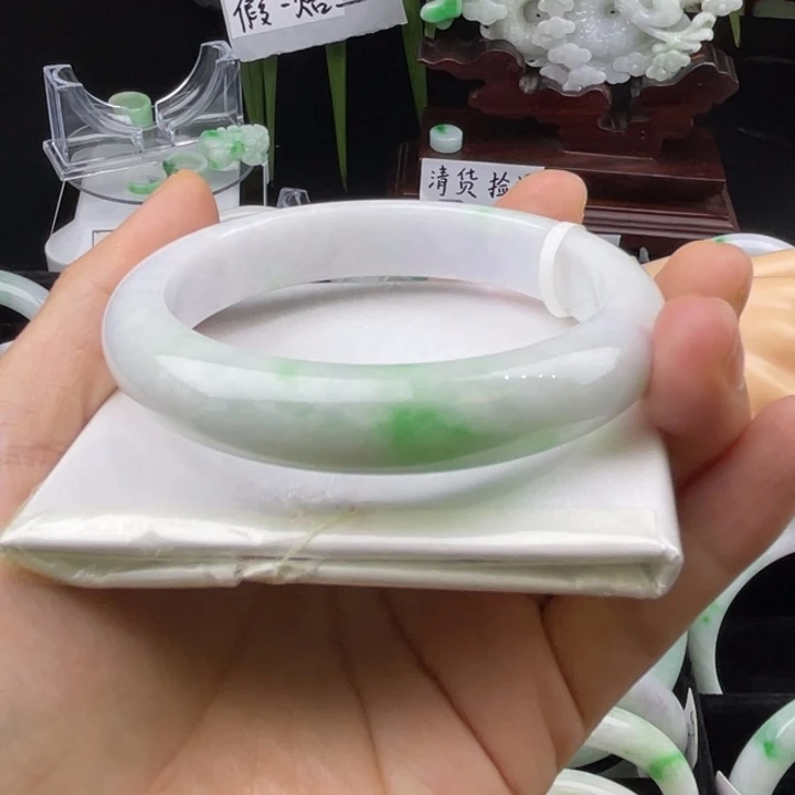 爱***宝未镶嵌手链翡翠天然
