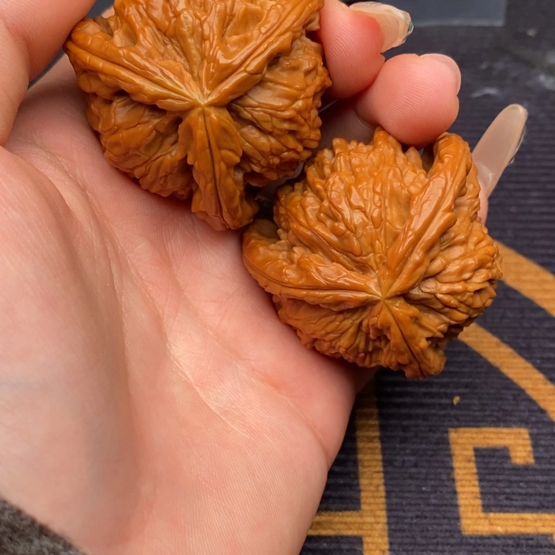 一****吊坠文玩核桃白狮子