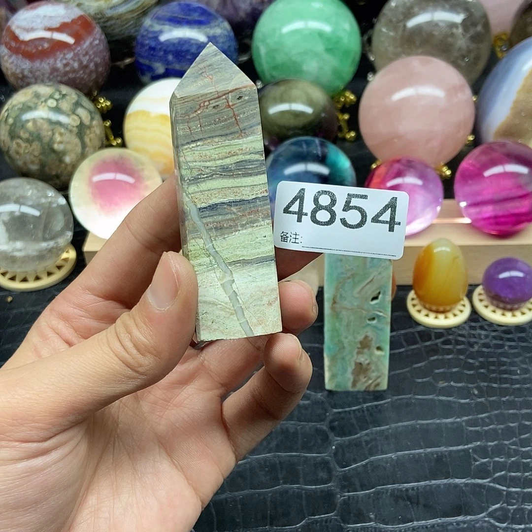水晶摆件未镶嵌心****镜摆件