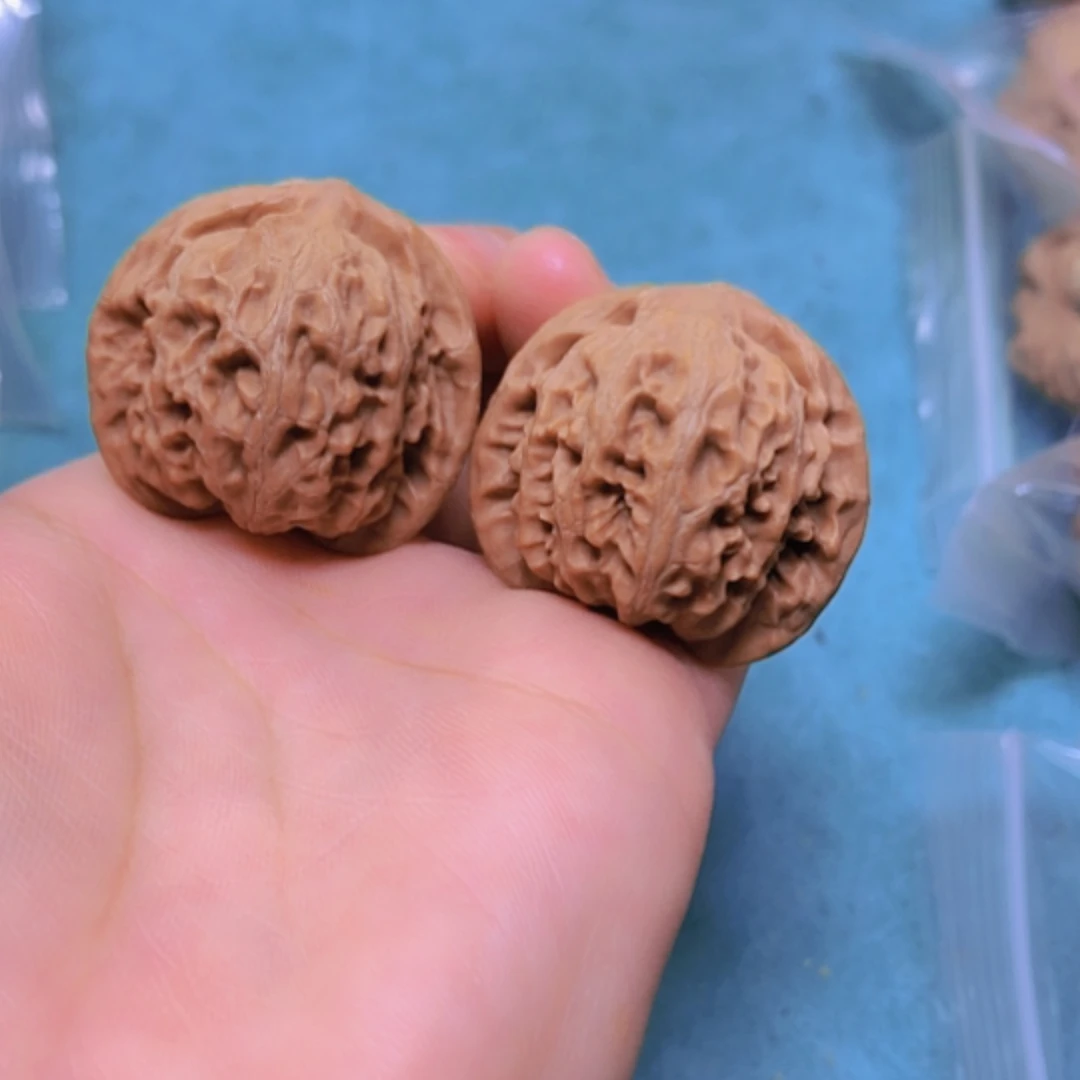 【闪购商品】摆件核桃34.5宫灯修尖出油