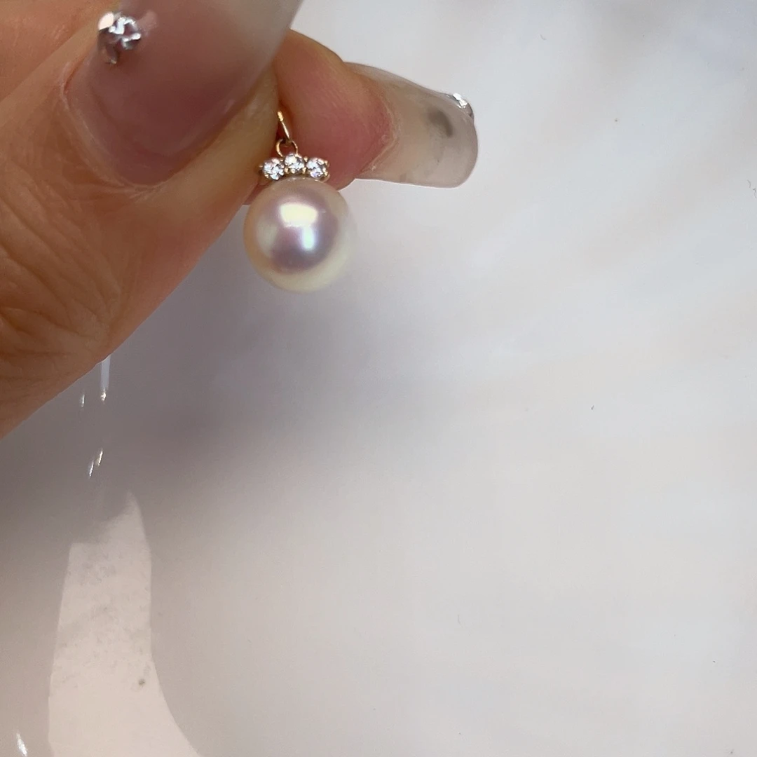 18K金镶嵌吊坠(不含链)海水珍珠