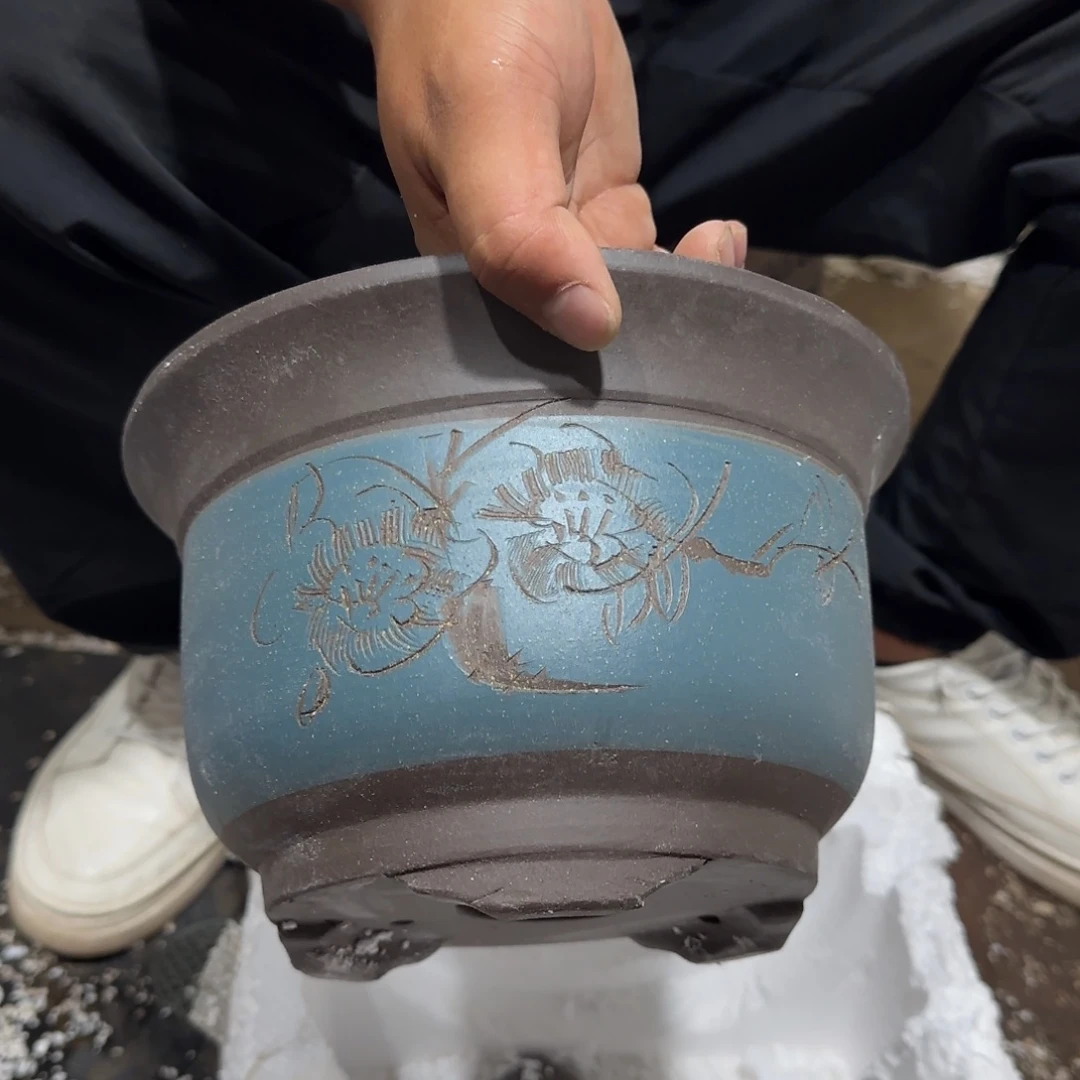 紫砂花盆瑕疵是我