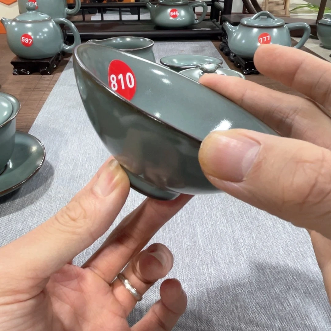 瓷片小微瑕。。。。。。。。。。。