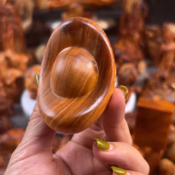 用***0太行崖柏手把件的设计和制作