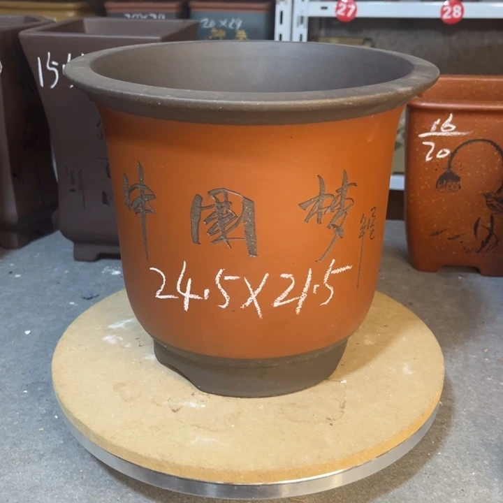 紫砂花盆紫砂花盆