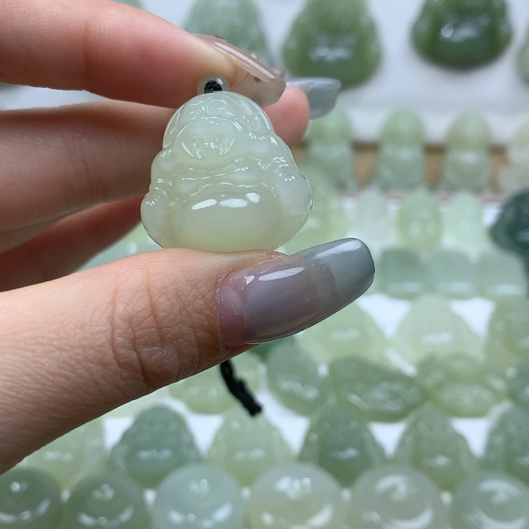 【闪购商品】颈饰未镶嵌和田玉