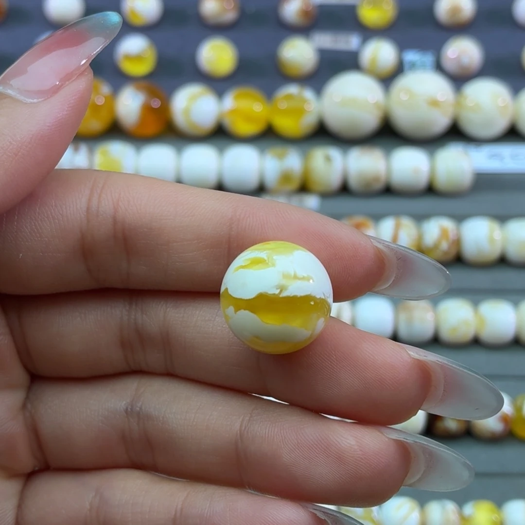 琥珀未镶嵌裸石蜜蜡15