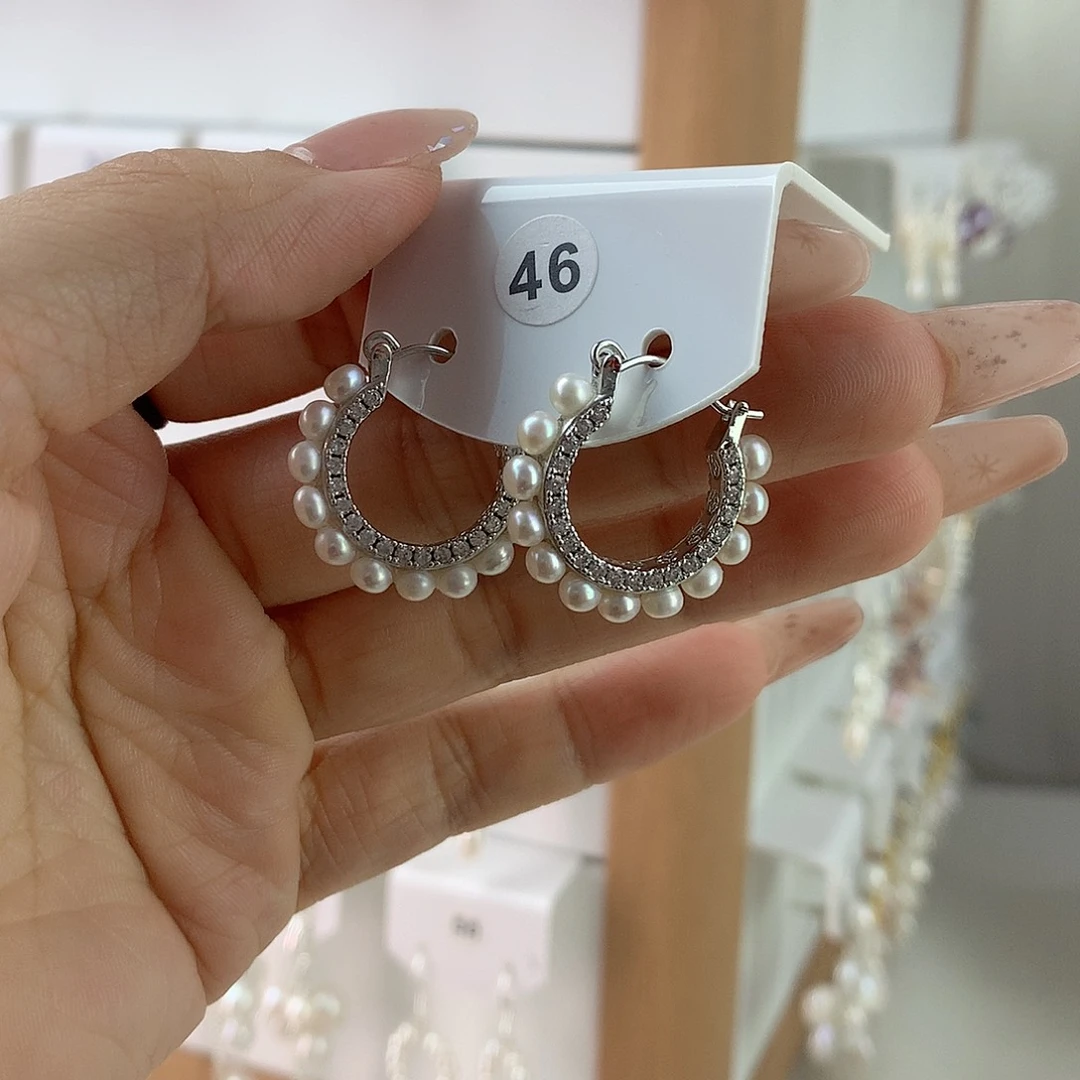 未镶嵌耳饰淡水珍珠