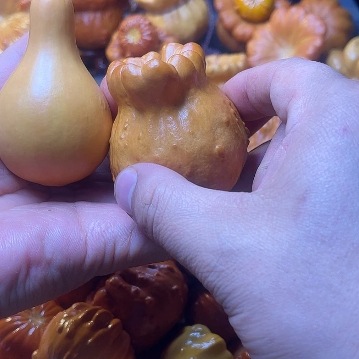 晴***里大叶紫檀（黑酸枝木类）