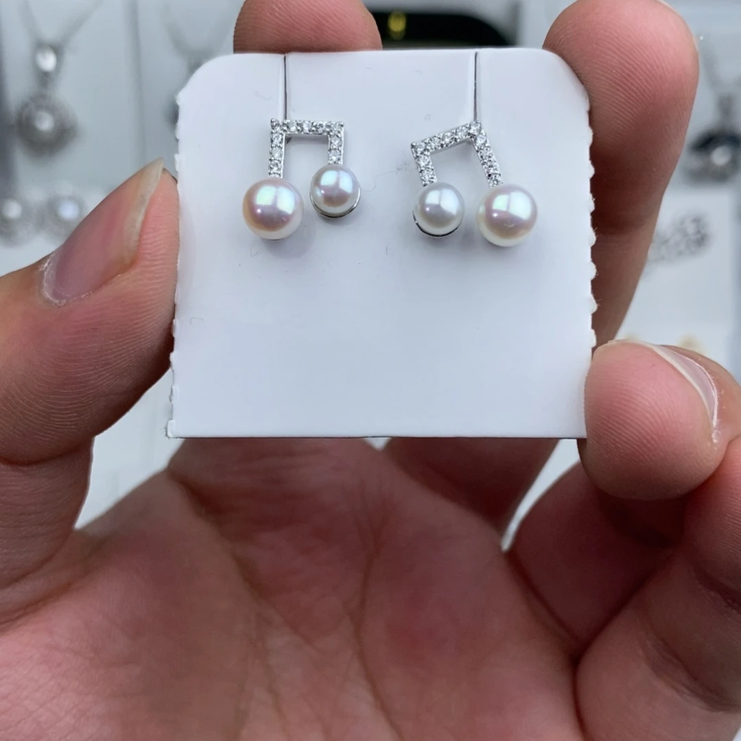 未镶嵌淡水珍珠耳饰