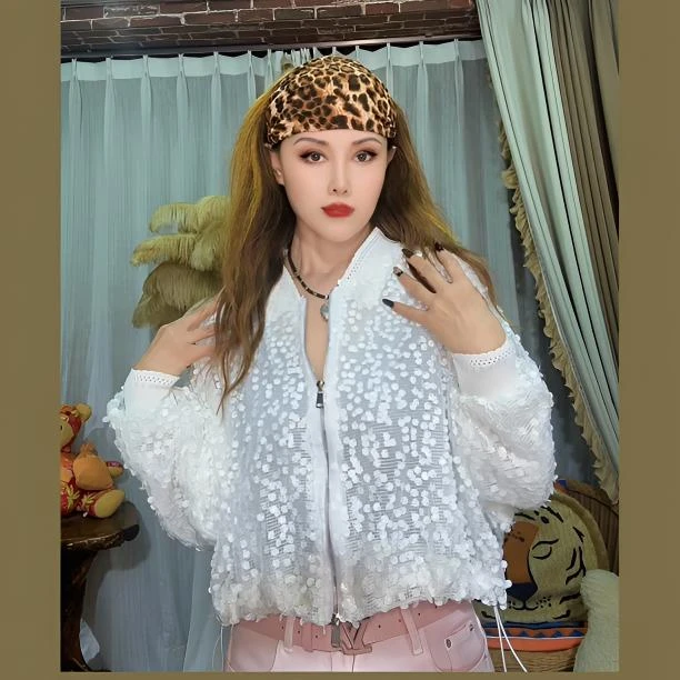 极度空间夏季休闲风女亮片薄款短外套小香风重工开衫拉链kp7013