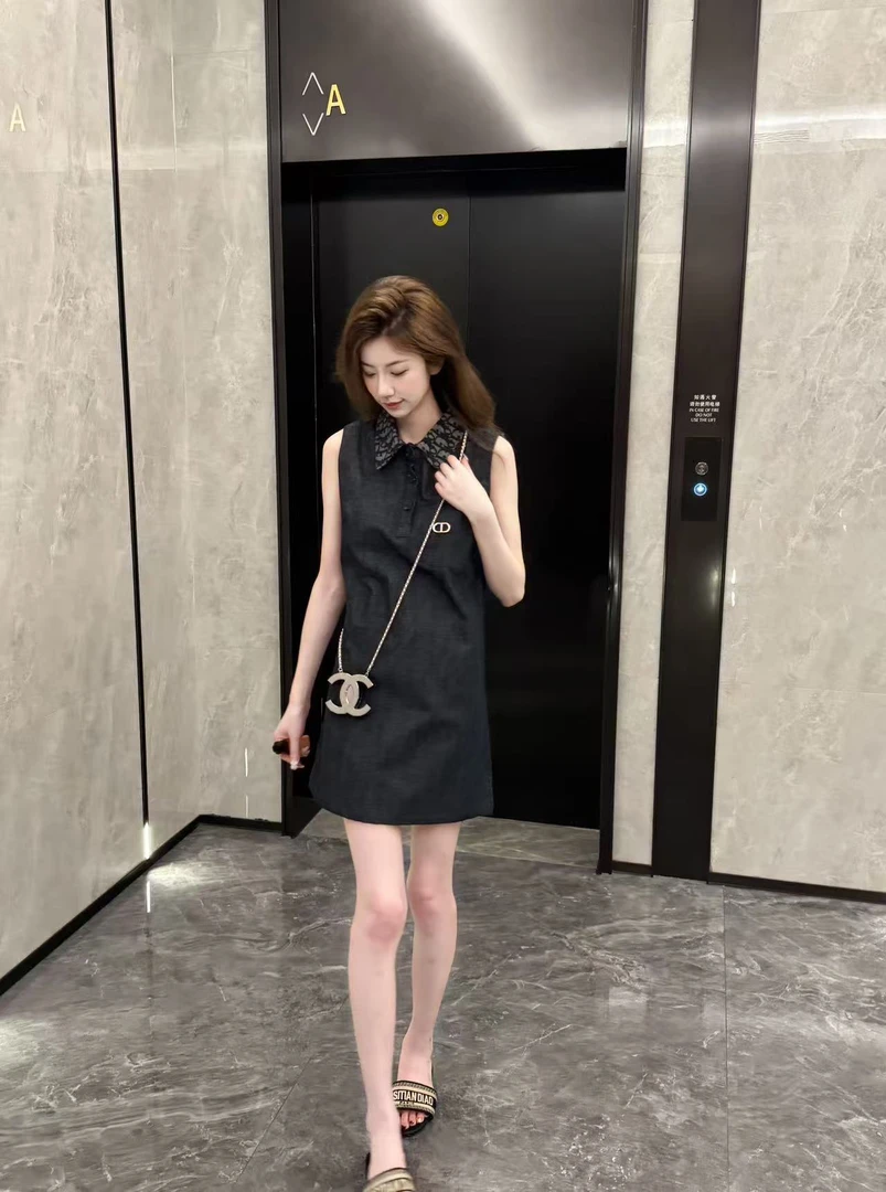 法式浪漫牛仔背心连夏季新款高级感显瘦无袖裙子