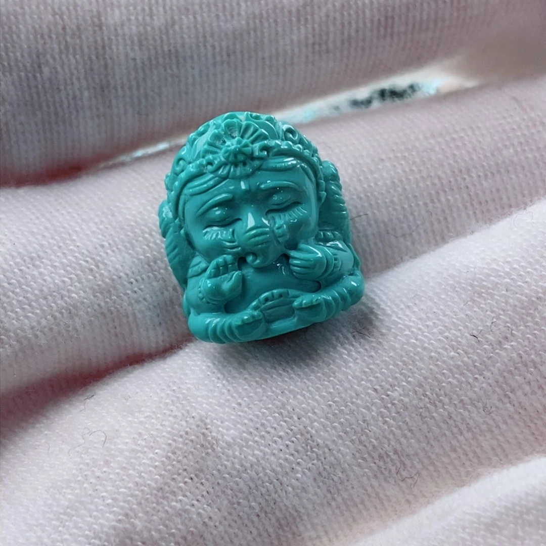 绿松石配饰未镶嵌