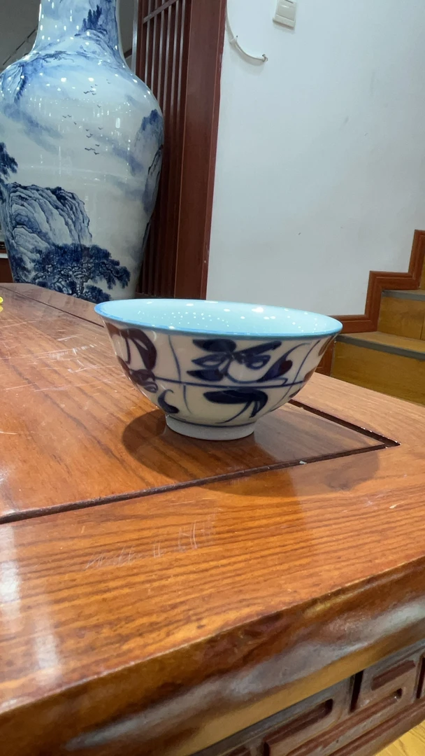 景德镇手绘刀字纹主人杯