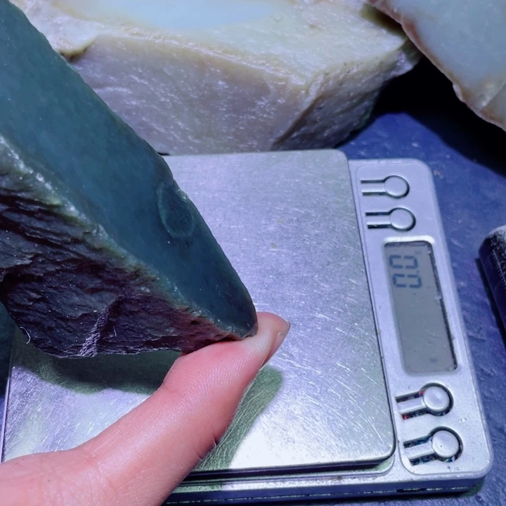 和田玉（糖玉）未镶嵌珠宝半成品