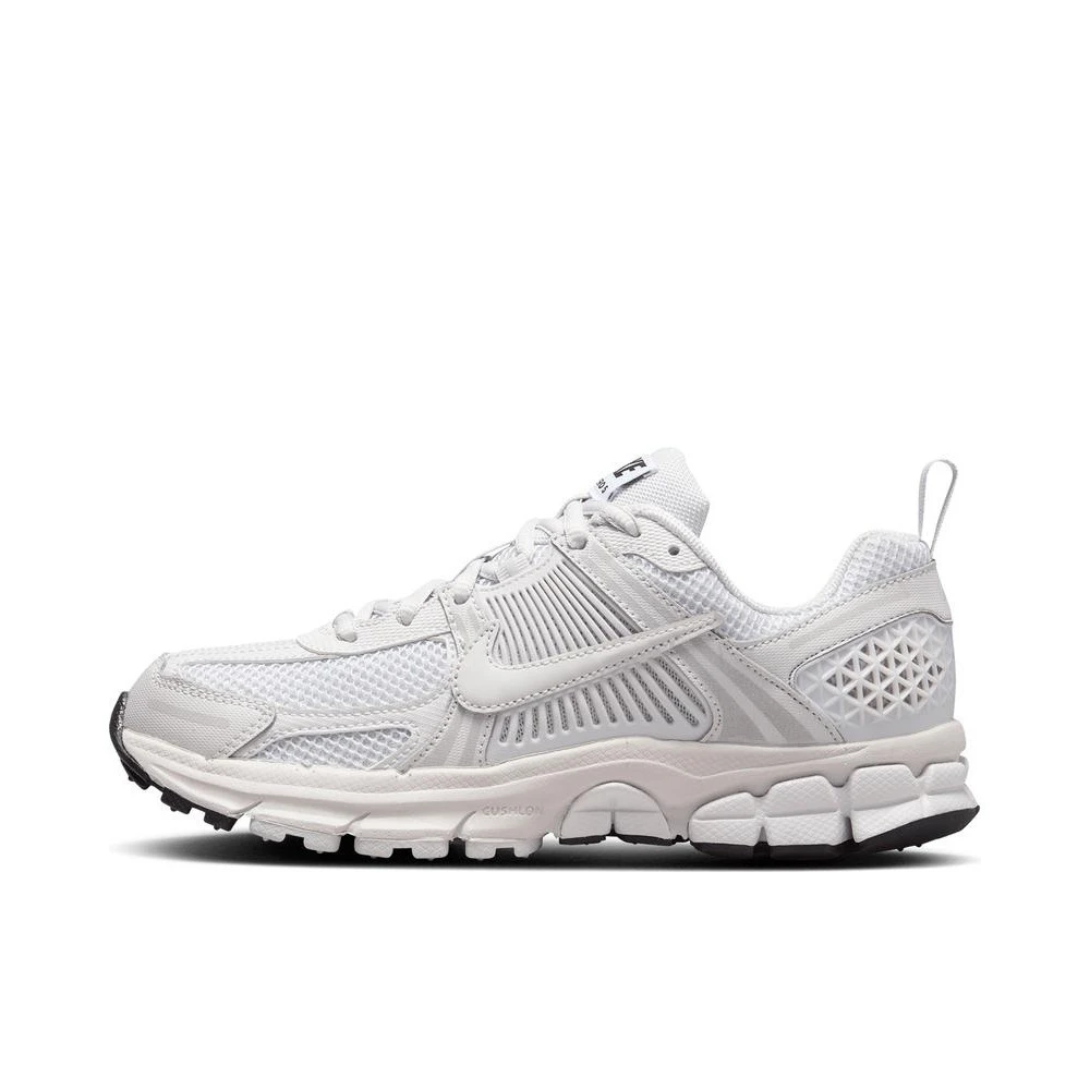 NIKE耐克VOMERO 5 复古潮流百搭复刻鞋 HF6998-100