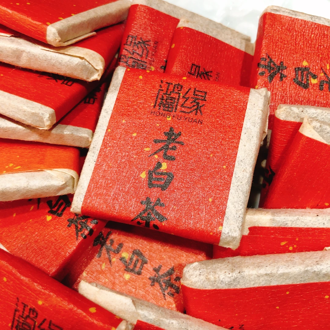 2018年老白茶小方片茶6克/片（30片）
