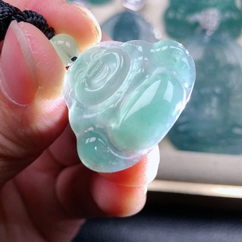 【闪购商品】翡翠颈饰未镶嵌天然翡翠