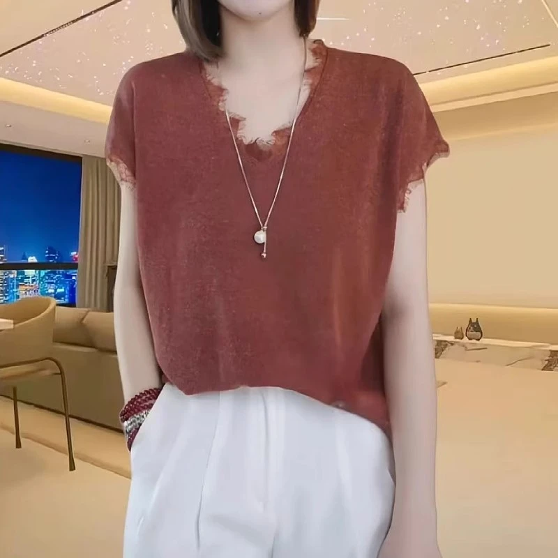 大码高级感V领花边蕾丝拼接针织衫短袖2025胖MM显瘦宽松上衣-7325