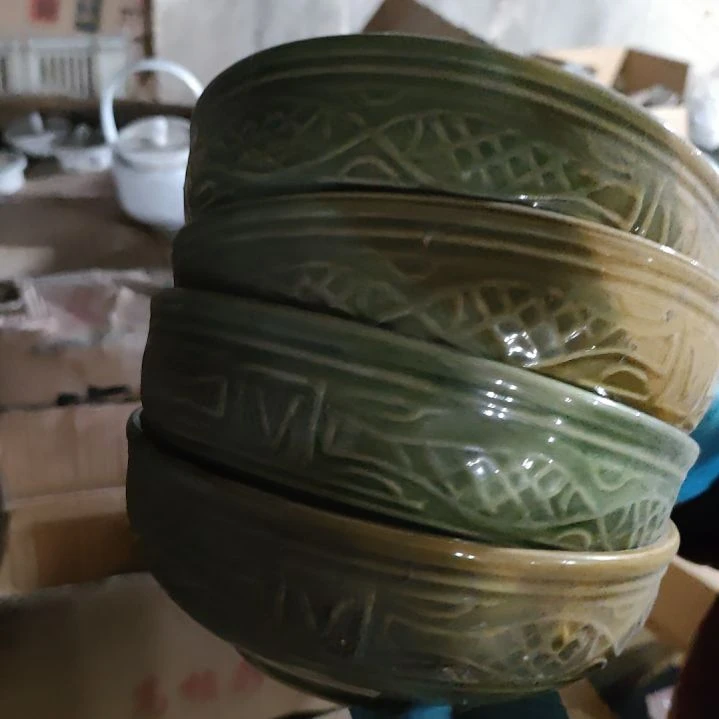 摆件陶瓷盘子碗啥都有