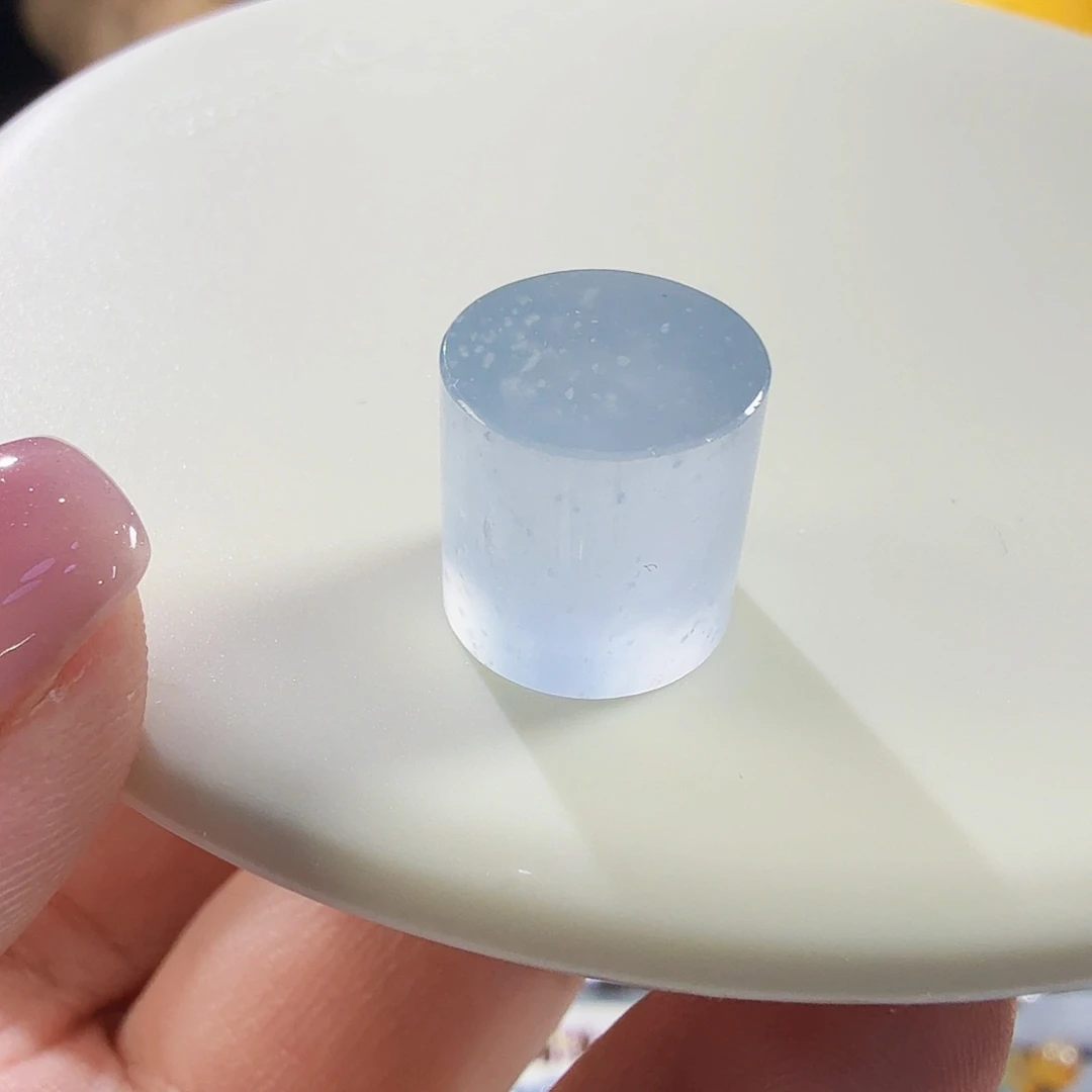 翡翠未镶嵌颈饰裸石