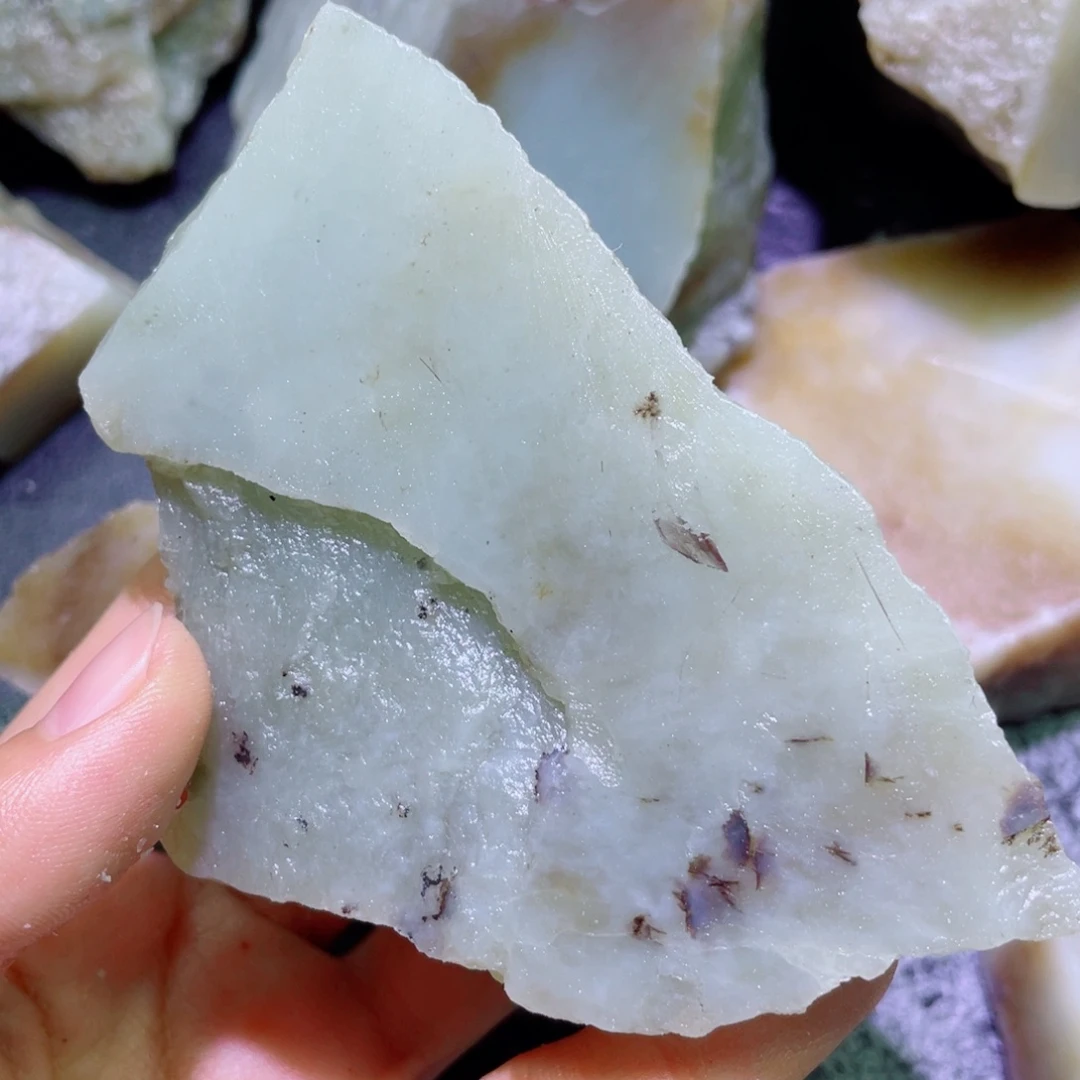 和田玉未镶嵌珠宝半成品