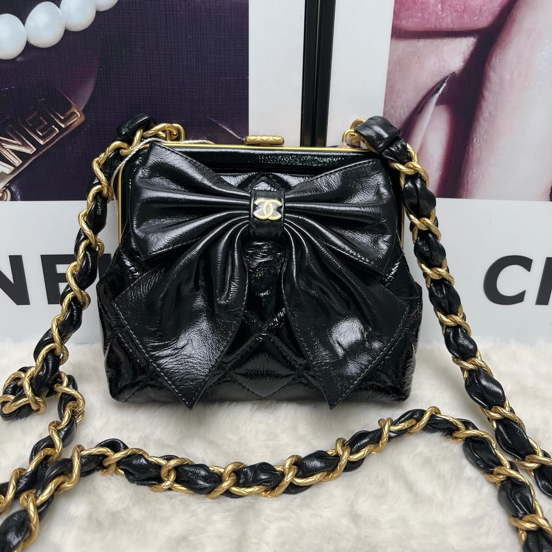 未使用 Chanel/香奈儿 香奈儿全新黑金蝴蝶结链条包（芯片）