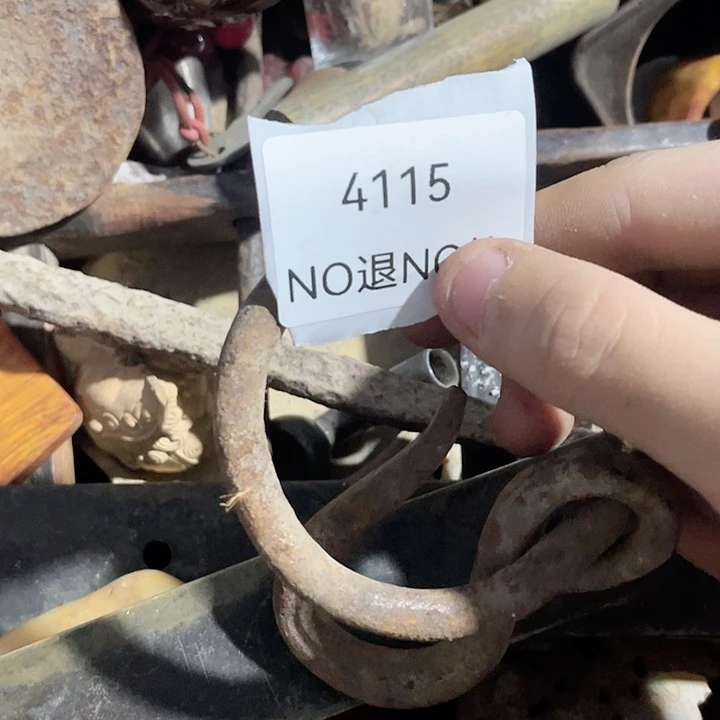 用***3琉璃/树脂/塑料类4115号工艺品