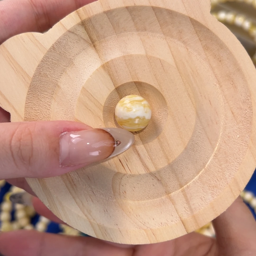 琥珀未镶嵌手链金虎皮13.6m瓷白