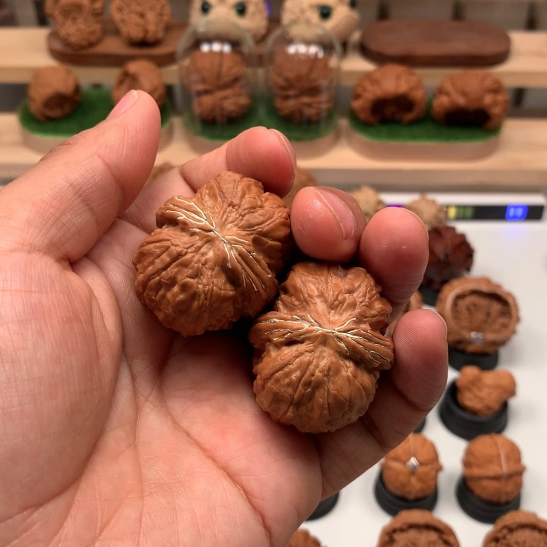 【闪购商品】文玩核桃吊坠9*隐隐约约