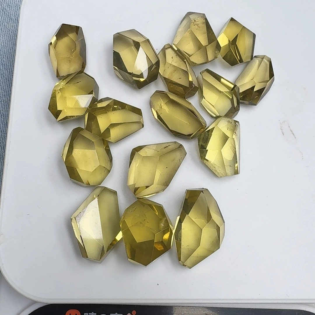 ****開未镶嵌珠宝半成品水晶