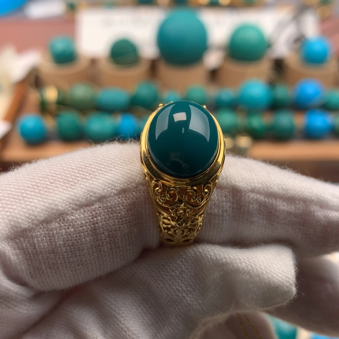 绿松石18K金镶嵌珠宝奇石