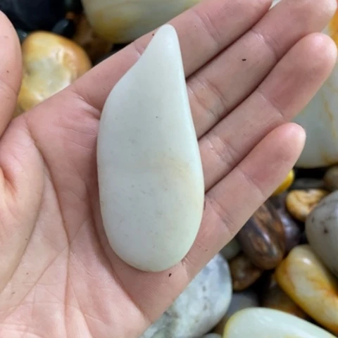 未镶嵌和田玉（糖玉）挂件28