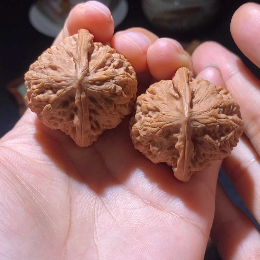 文玩核桃把件39金牛